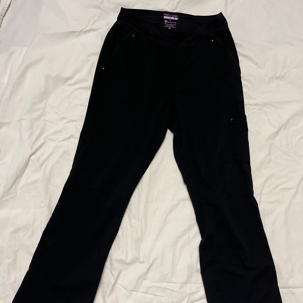 Purple label, yoga scrubs by healing hands like new size medium tall